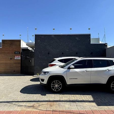 3-Studio Prox Uel E Catuai C/Ar Londrina Bagian luar foto